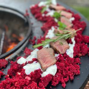 Oosterse couscous met knoflook-munt yoghurt